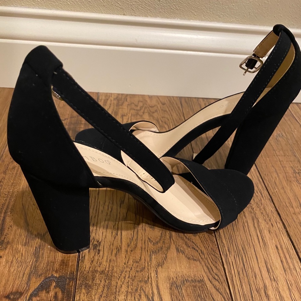 Black Heels. Never worn!